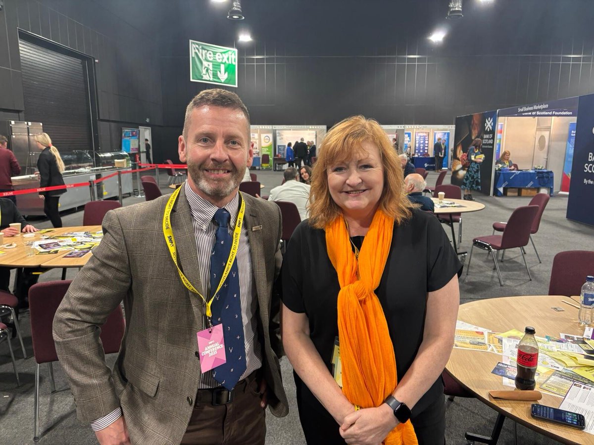 It was great to catch up with #EmmaHarper MSP at the recent SNP Party conference. A lengthy discussion on a number of topics including deer management, UPFs in school meals, and muirburn. We look forward to having further conversations in the future.
#SNP25 #SNPConference