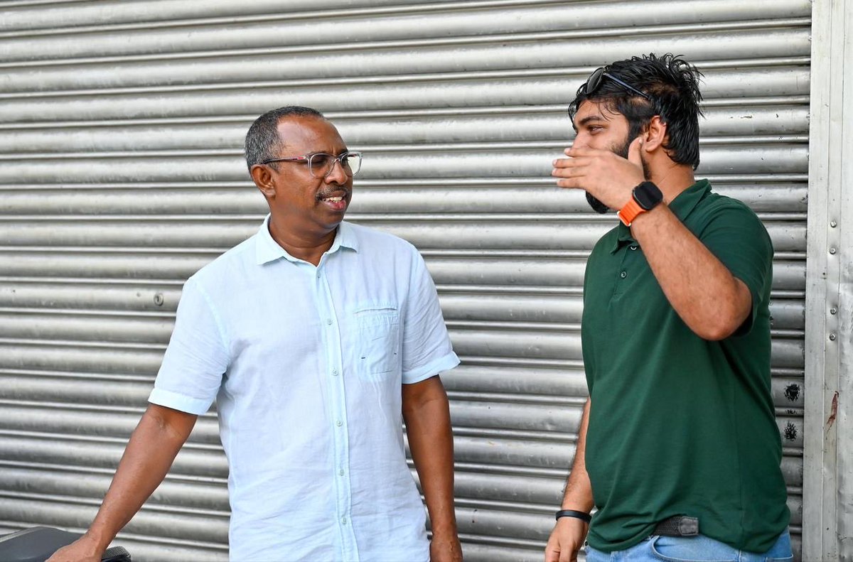 goobaddda's tweet photo. އެއްވެސް އަސާސެއް ނެތް ތުހުމަތުތަކެއްގައި ކުރީގެ އެޑިޔުކޭޝަން މިނިސްޓަރ @aisthly އޭސީސީ އަށް ހާޒިރުކޮށްފި. 

ސަރުކާރަށް ގޮތްހުސްވެ ނޮވެމްބަރު 17 ގައި އެއްވުން ނުހުއްޓުވޭނެކަން އެނގުމުން ބިރު ދެއްކުމުގެ ސިލްސިލާ މިވަނީ ފަށައިފަ. https://t.co/VYGoFmFOJ4