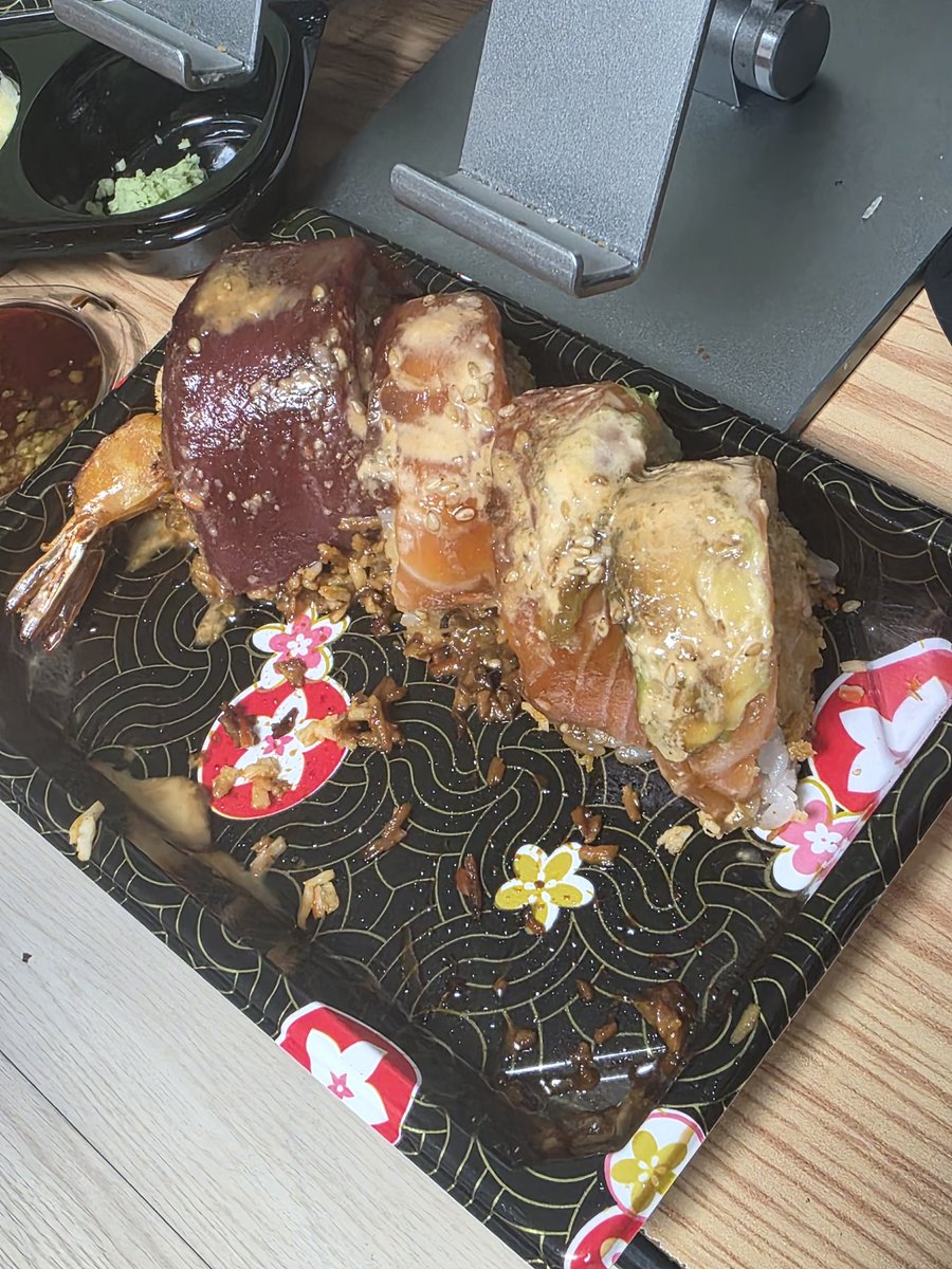 캘포롤..... 배불렁 😗