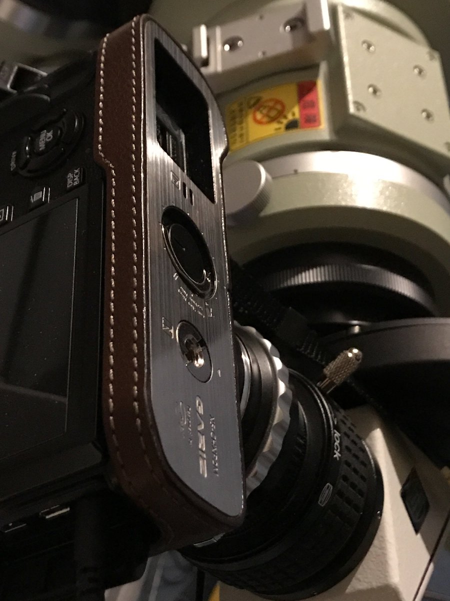 xipteras's tweet image. Back in 2020, I had the pleasure of photographing Deimos, one of the moons of Mars, from my home in Germany. #Deimos #Mars #planets 
—
Setup &amp;amp; data:
11.10.2020, 22:09 MEST, Takahashi TOA-130NFB telescope, Fujifilm X-Pro2 camera, Fujinon 2x converter at 2500mm at f/15.4, ISO8000,…