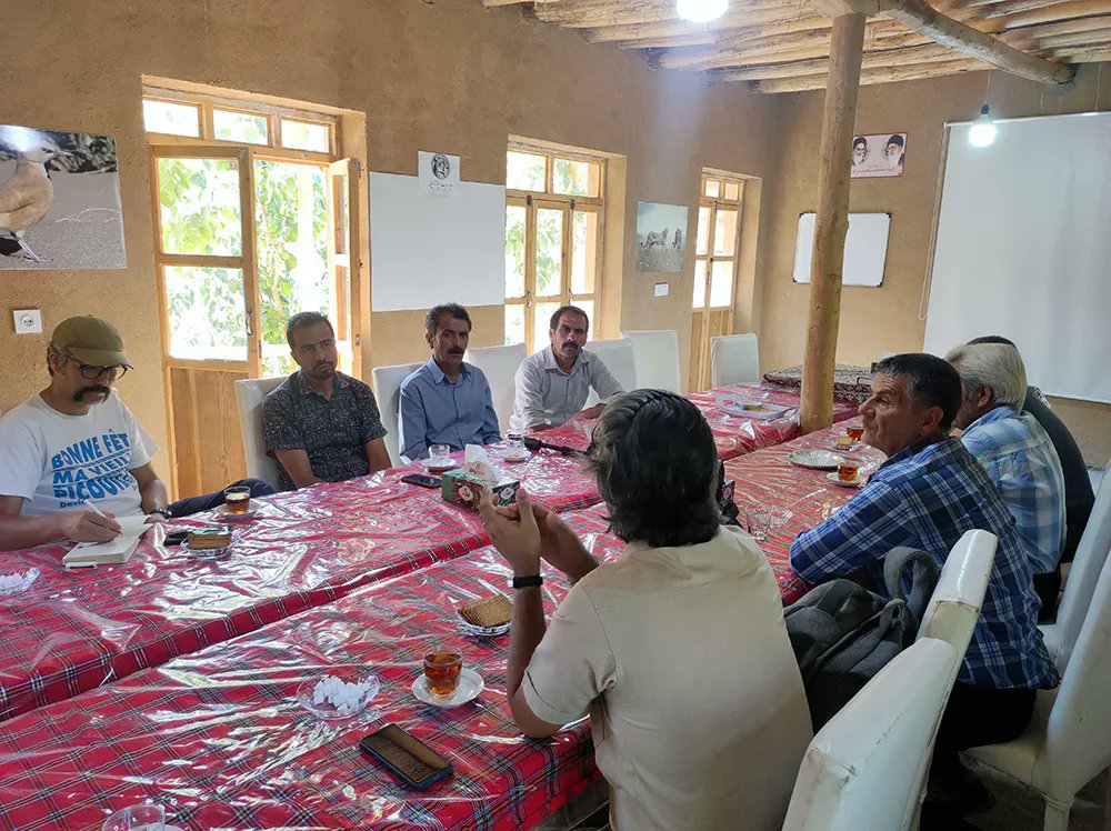 SarvinWildlife's tweet photo. 🌱Sarvin is joining forces with local communities in the Asiatic Cheetah habitat to restore degraded desert lands! We are excited about the establishment of a native seedling center aligned with the #GenerationRestoration decade. 

Learn more:  
https://t.co/Udyy0ePPLz https://t.co/ikDNKFJpkv