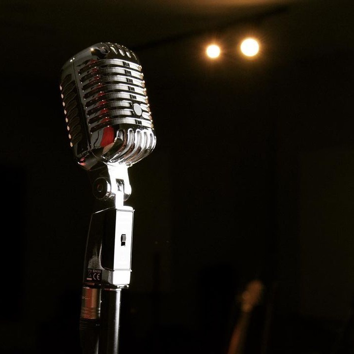 mx_electronics's tweet image. 🎤 Throwback to the Golden Age of Jazz with the Superlux Mic! Classic 50s &amp;amp; 60s vibes with modern performance—perfect for all your audio needs. 
To know more visit: rb.gy/fgc7hg

#supercardioid #dynamic #classic #elegant #jazzmusic #performance #microphone #music