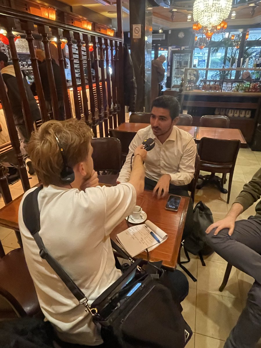 Une grande majorité des adhérents <a href="/lesRepublicains/">les Républicains</a> ont décidé de soutenir la démarche de rupture de <a href="/BrunoRetailleau/">Bruno Retailleau</a>.

Ce gouvernement ayant cédé à toutes les exigences socialistes, il est désormais obligatoire pour LR de le censurer, c'est ce que nous avons exprimé au micro de