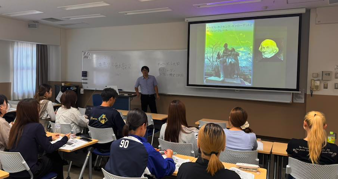 kg_jsl's tweet photo. 1年生の授業の様子です。実技のテーマは「タイムテーブル（１日の流れ）」でした。春学期と比べて会話できる内容が少しずつ増えてきました。講義のテーマは、「世界のろう事情」。アメリカなどの手話の歴史などを学びました。 https://t.co/AaqP7X3Who
