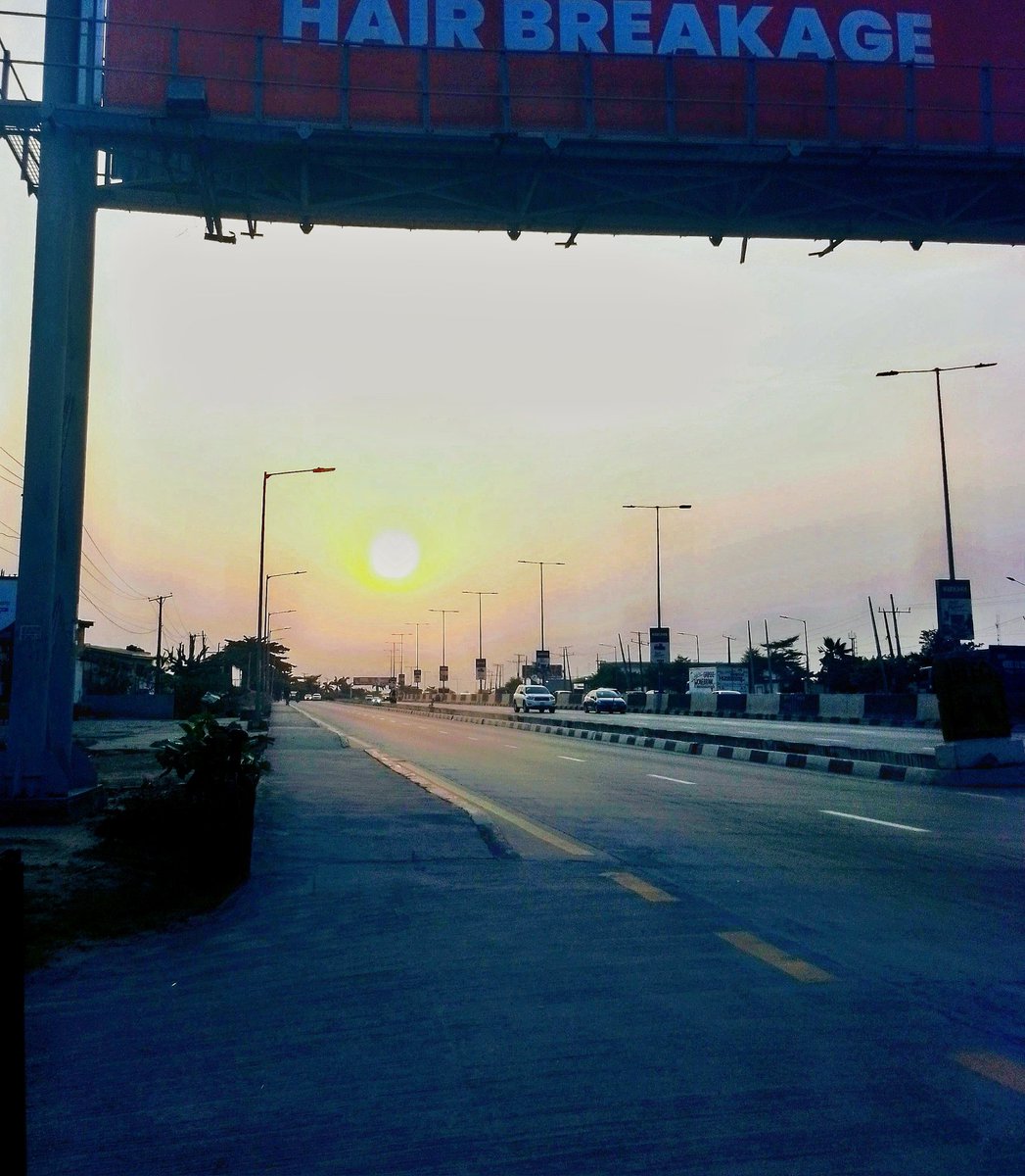 TimilehinMarcus's tweet image. Evening cycling 🚴..gazing at the sunset.
Bliss ✨