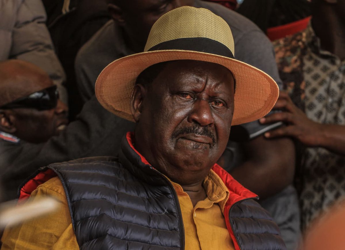 ItsMainaKageni's tweet image. We have lost an icon.

Raila Odinga has passed on.

I have no words.....