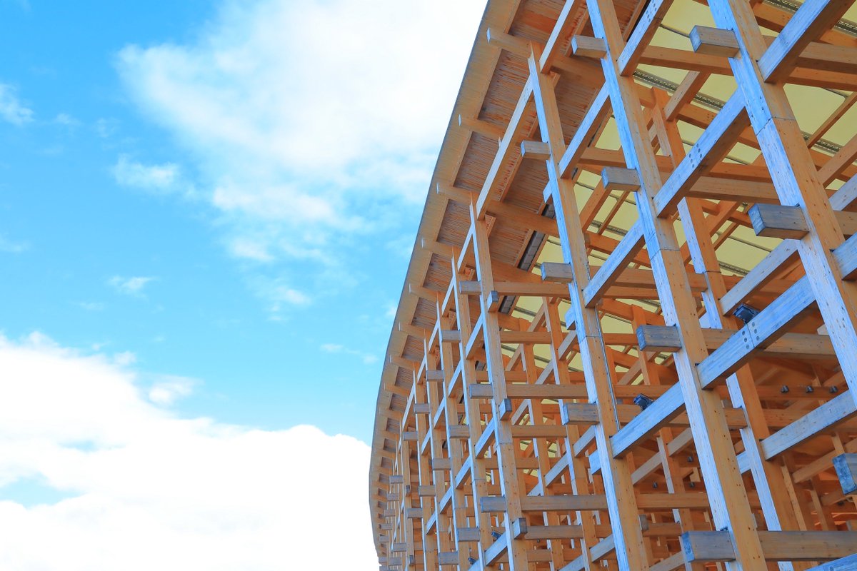 エススタ tweet media