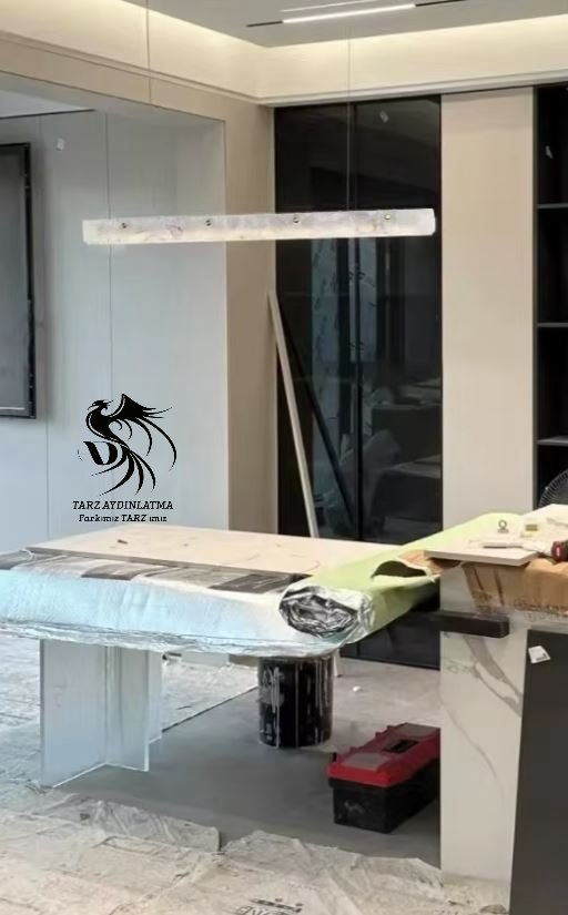 tarzaydinlatma's tweet photo. Lineer Mermer Marble Sarkıt Avize
Farkımız TARZ’ımız
#tarzaydinlatma #mermeraydinlatma #marbleaydinlatma #mermeravize #marbleavize #lineermermeravize #lineeravize #avizemodelleri #salonaydinlatma #mutfakaydinlatma #yatakodasiaydinlatma #oturmaodasıavizesi #yemekmasasıavizesi https://t.co/lAM4dXZ4TV