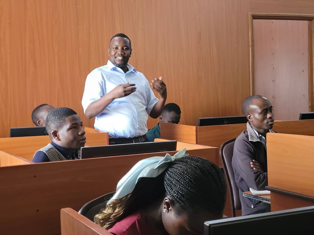 innovationhubug's tweet image. Earlier this week, we kicked off an engaging cybersecurity and digital safety training program for @kabuniversity administrators and staff, a crucial step toward empowering university leaders and administrators to champion cybersecurity best practices and foster a safer,…