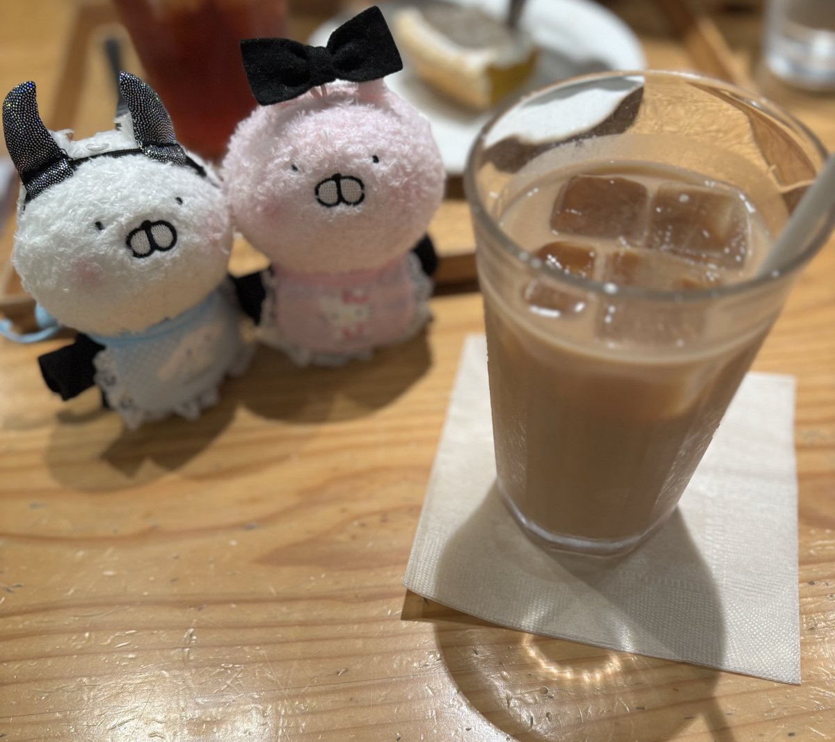 妹からの呼び出しでカフェはしご😂
一日で何回カフェ行くねん_(:3」∠)_