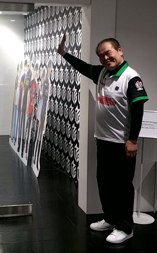 2日前にその知らせを聞いてから今日までなぜか全く泣けなかった
その前日には私の配信でコメントも残してくれていた
余りにも非現実的で心が受け入れることを拒否しているようだった

皆さんのポストを見ると現実を受け入れざるを得なくなり堰を切ったようにやっと涙か溢れてきて止まらなくなった