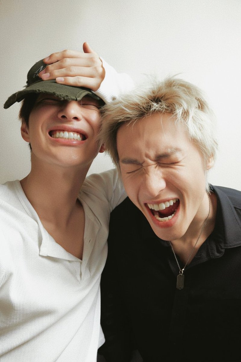 keonhomine's tweet image. 📸 Colored version of Keonho and Martin’s photo 😆
#KEONHO #MARTIN 
#CORTIS #코르티스