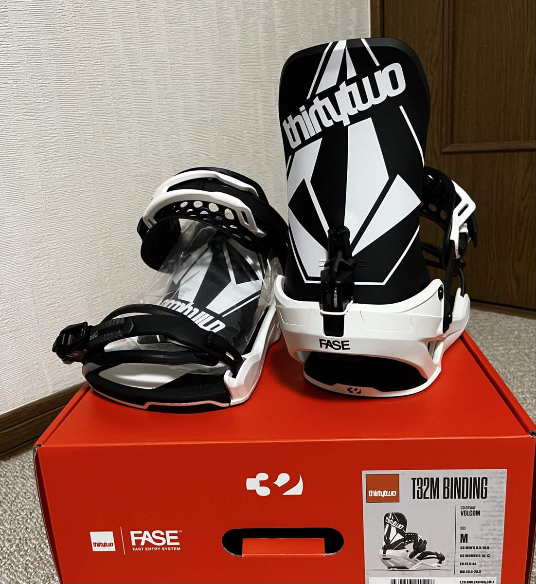 Choco_Ring_AK's tweet photo. ポスト Step On?
THIRTY TWO T32M FASE TEAM VOLCOM
お試し購入🙂
#thirtytwo #fase https://t.co/GnMAilygQE