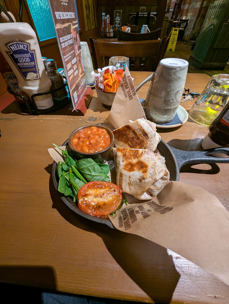 Breakfast burrito in Banff v Tunbridge Wells 😂😋