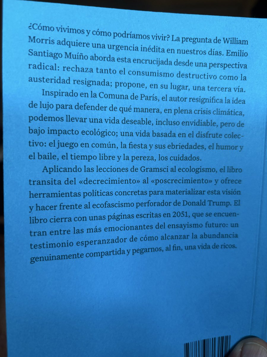 Es imprescindible la lectura de la ‘brújula política de bolsillo’ que ha construido Emilio Santiago Muiño, investigador del CSIC, en su ensayo VIDA DE RICOS, para orientarnos en la tormenta de policrisis en que vivimos: política, climática y ecológica.