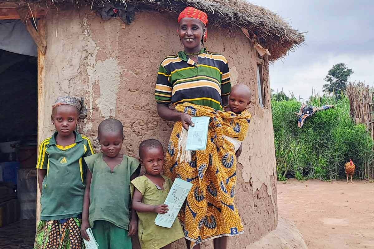 gavi's tweet photo. In one corner of Nigeria’s Plateau State, vaccinators kept hearing the same word: “No.” 

Years of fear and rumours had convinced an entire community to reject immunisation. Then one trusted voice changed everything. 🧵 https://t.co/9j7xlqUTQQ