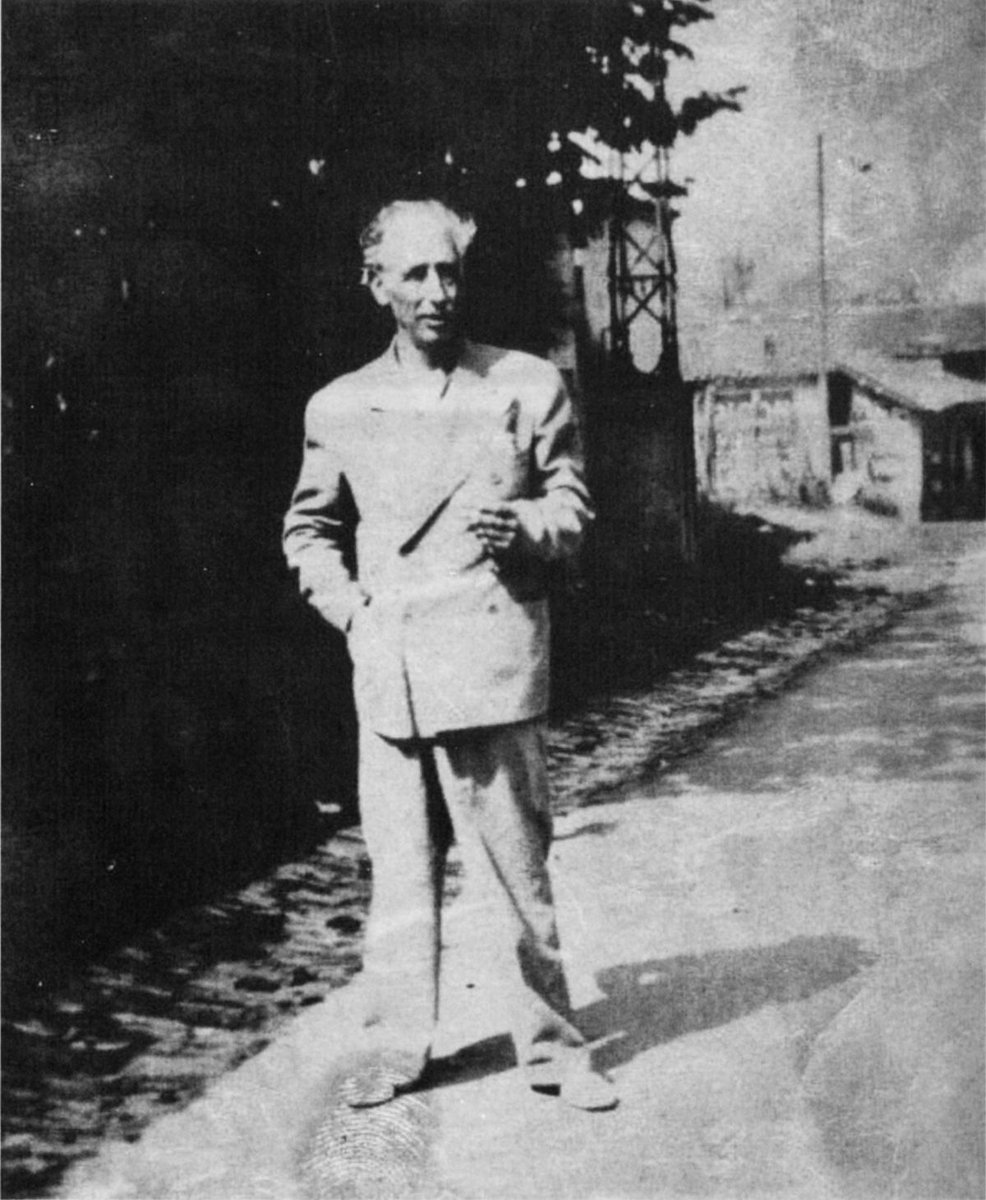 Avui fa 85 anys de l'afusellament per part del règim franquista del president Lluís Companys

L'únic president de la història d'Europa escollit democràticament que ha estat executat

🧵 T'expliquem com va anar aquest crim