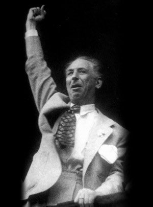 Honor i glòria ✊🏾
Sempre #LluisCompanys