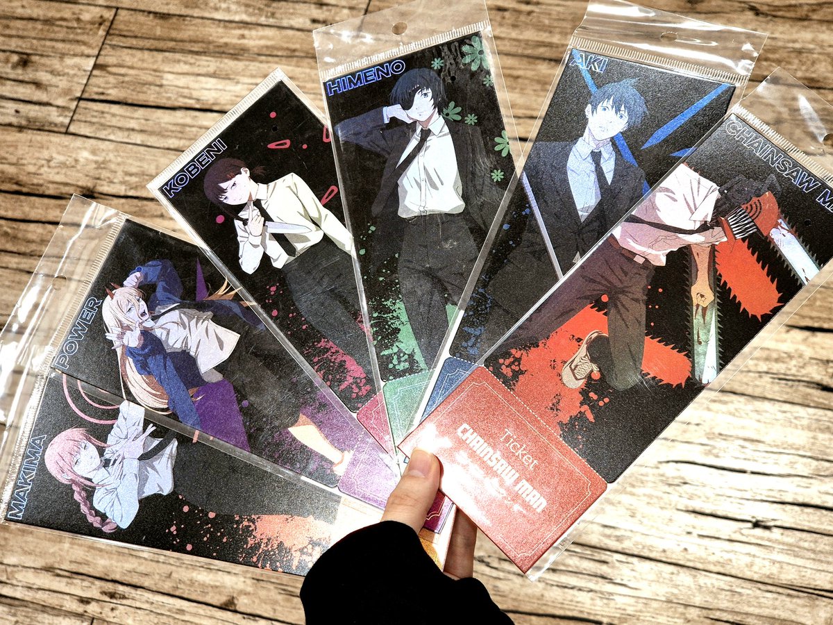 🌸 체인소맨 TVA 양면 홀로그램 티켓 6종 입고 완료됐습니다✨️❤️

#대구굿즈샵 #교동굿즈샵 #동성로굿즈샵 #대구소품샵 #교동소품샵 #동성로소품샵 #체인소맨 #마이하루
