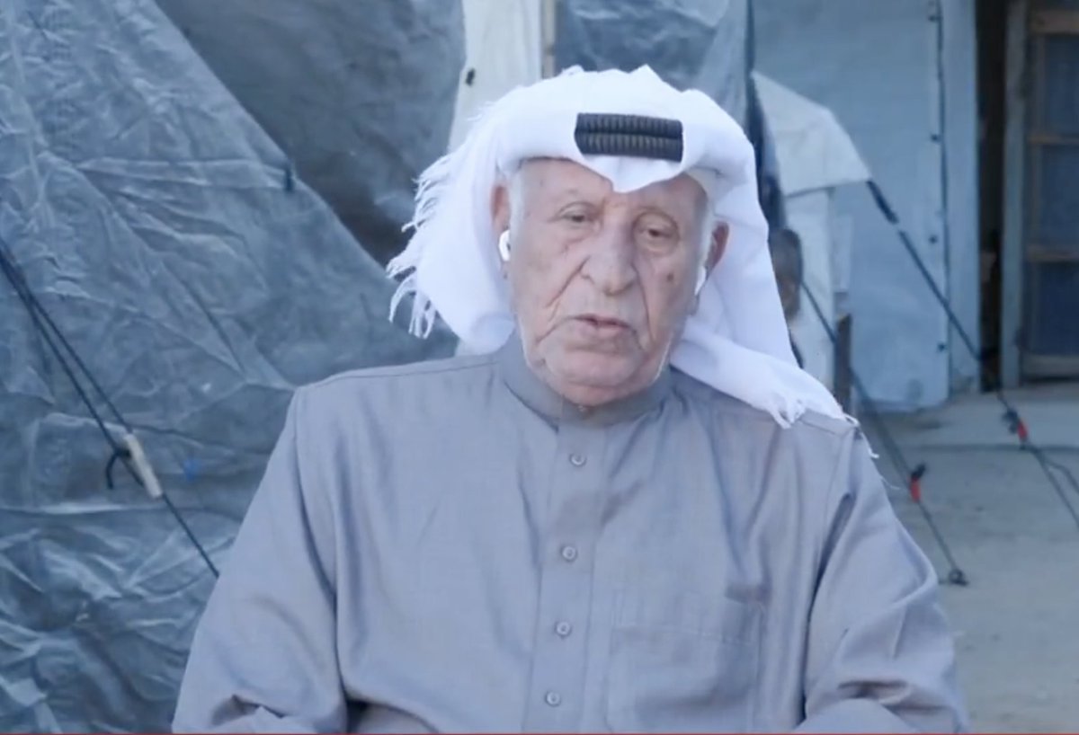 لقاء أسطوري لرئيس هيئة العشائر الفلسطينية على قناة الحدث يوم أمس!

المذيعة: هل ترضيكم الإعدامات الميدانية لحمـ ـاس؟
قال: نعم يرضينا ونريد تطبيق الحدود الميدانية فورًا.

سألته: هل تتفقون مع الطريقة؟
قال: نتفق ونطالب بأكثر منها لردع المخربين.

المهم وجه المذيعة تشنج وتعوق!