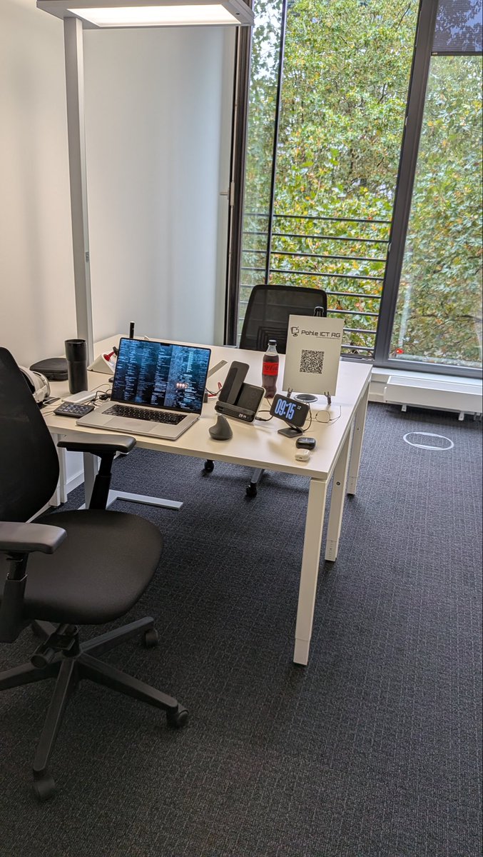 An die Arbeit (@ Regus - Hamburg, City Nord in Hamburg) app.foursquare.com/share/checkin/…