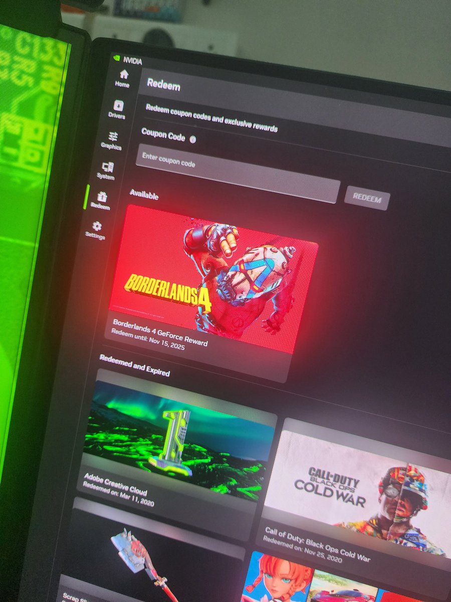UnL1k3cs's tweet image. My ass thought they were giving the game for free since I didn't get any free goodies with my GPU zzz
