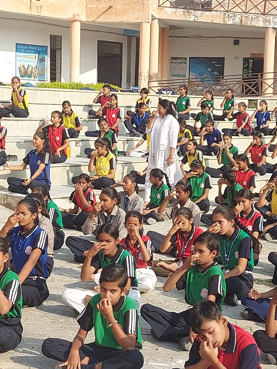 स्वदेश स्वाभिमान tweet media