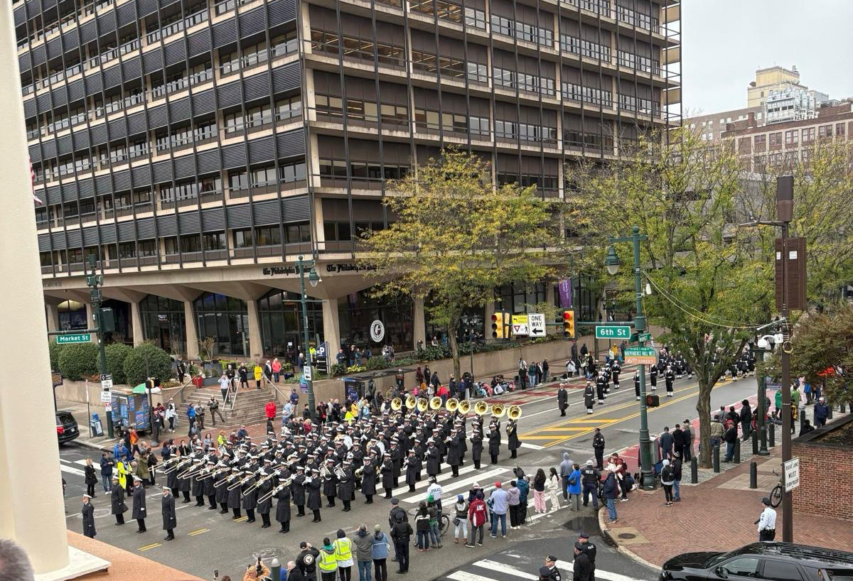 Today, #JMSDF honors @USNavy's 250th birthday—established on Oct