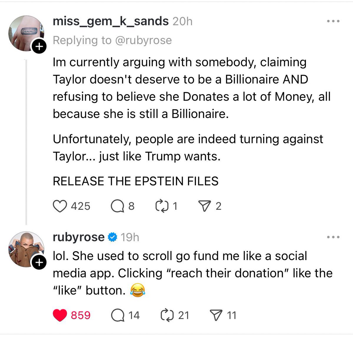 TSUpdatesEs's tweet photo. 🚨| Ruby Rose revela a través de Threads que Taylor Swift solía usar GoFundMe como una red social, ¡ayudando a mucha gente! ❤️

“lol. Solía desplazarse para financiarme como si fuera una red social. Hacía clic en "Conseguir su donación" como en el botón de "Me gusta". 😂” https://t.co/PXgv7XAWZh