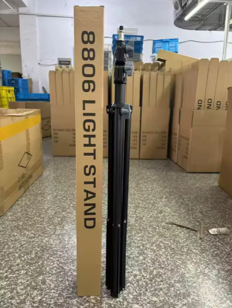 Mysokoss's tweet image. Supports Phones📱, Cameras📸, lights💥&amp;amp; more!
—⩥Aluminum Carbon Steel 8806 Heavy Duty Stand (2.1 Meters)
 
@ 1500/= KES Only
Please Visit us in Ruiru, Spur Mall Or 
Click mysoko.com/8806-light-tri…

📞 0711 266881
#heavydutytripod #cameratripod #tripod #tripodstand #phonetripod