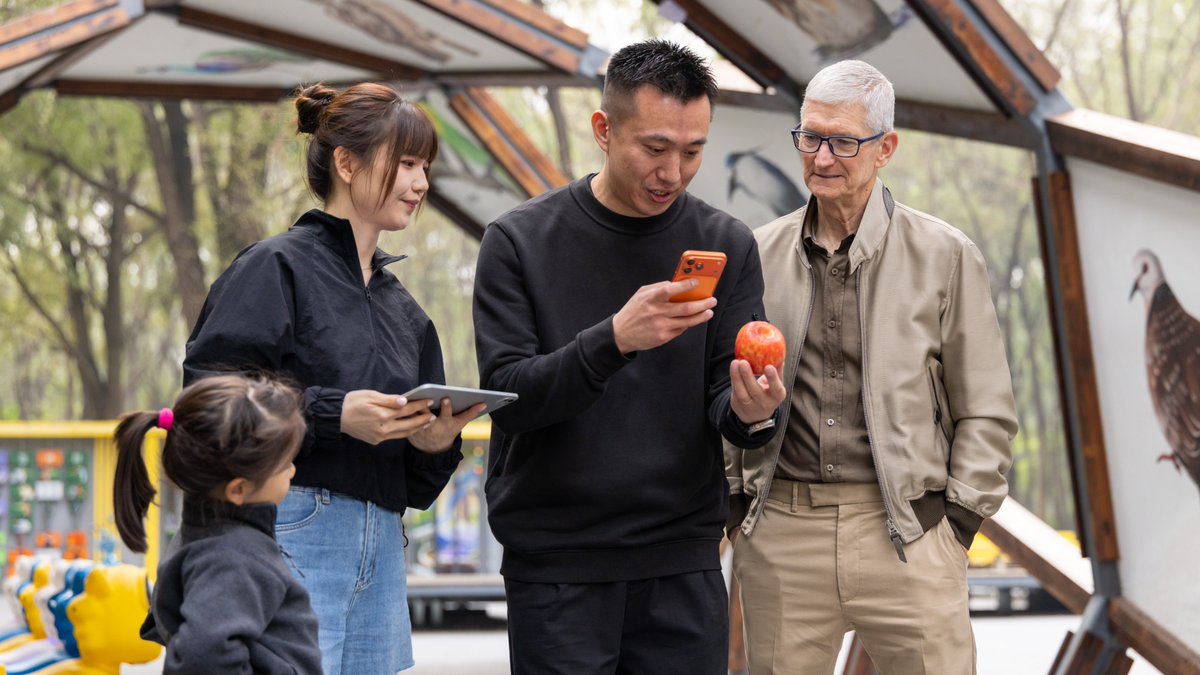 CapWords tweet media