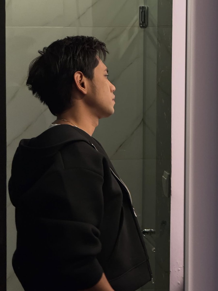 myrnanewss's tweet image. #RNANEWS #RNASELEBSTYLE ikan lele, ulat bulu,alele saya pemalu, by #KhaiBahar