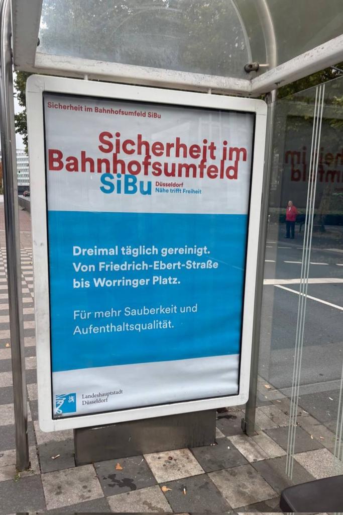 #Sibu Düsseldorf! Was Düsseldorf verschweigt: KEINE 
Ansprache zur Verpflichtung die eigene Vermüllung gefälligst selbst zu beseitigen! Statt dessen regelmäßige aufsuchende Hilfe zur " Aufenthaltsvetbesserung" der Drogenszene...