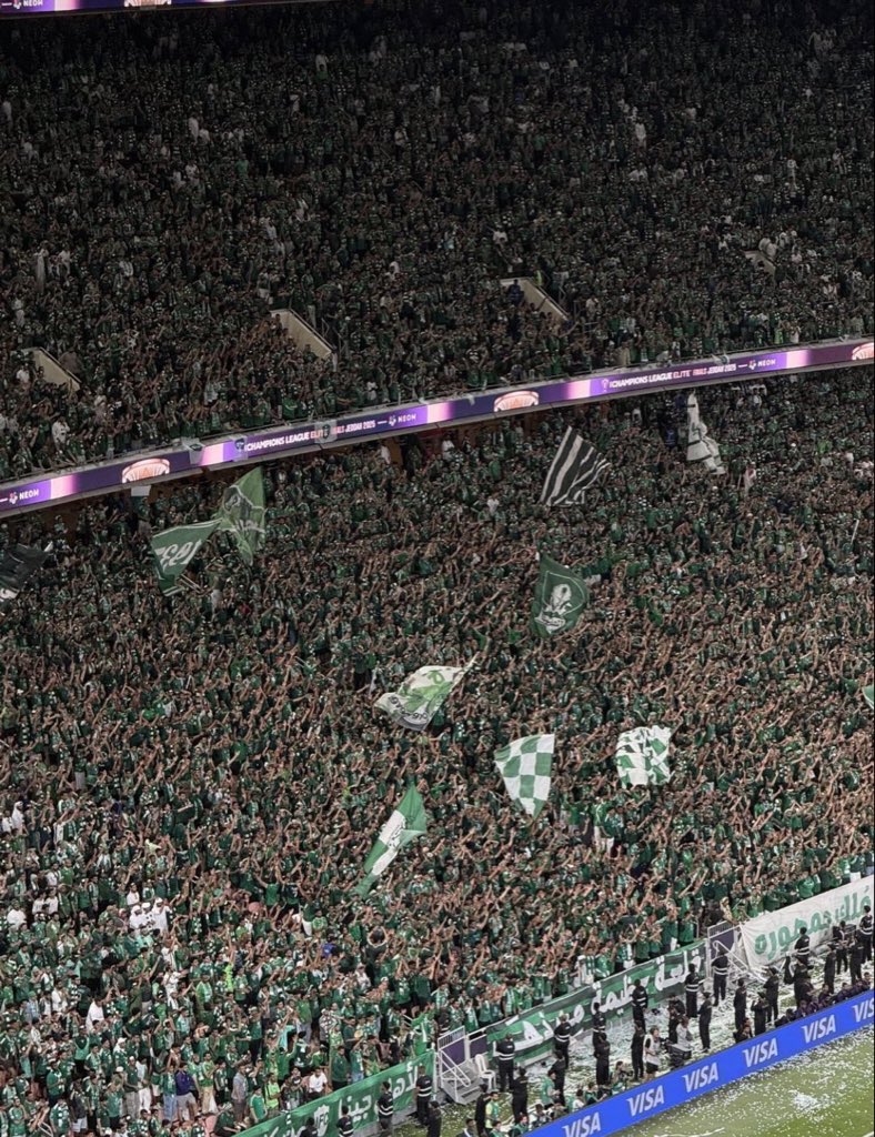 🟢 جمهور الاهلي في المنطقه الغربيه كامله 🟢

اليوم أن قالها الله بنخلص الدفعه كامله ونتفرغ لمباراة الشباب ومباريات الدوري القادمه ، عندنا تاق وأنتفاضه في الموقع اللي ماحجز للأن يجهز نفسه على بعد العصر وقبل المغرب نبغا الأنتفاضه في وقت واحد مع التاق🔥🔥