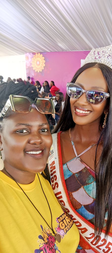 AshabaMusic's tweet image. Our Miss Uganda 🇺🇬 @MuhozaElle 💜💜💜
As warm as her smile 

#BraveGirlsFestival #GNTrybe