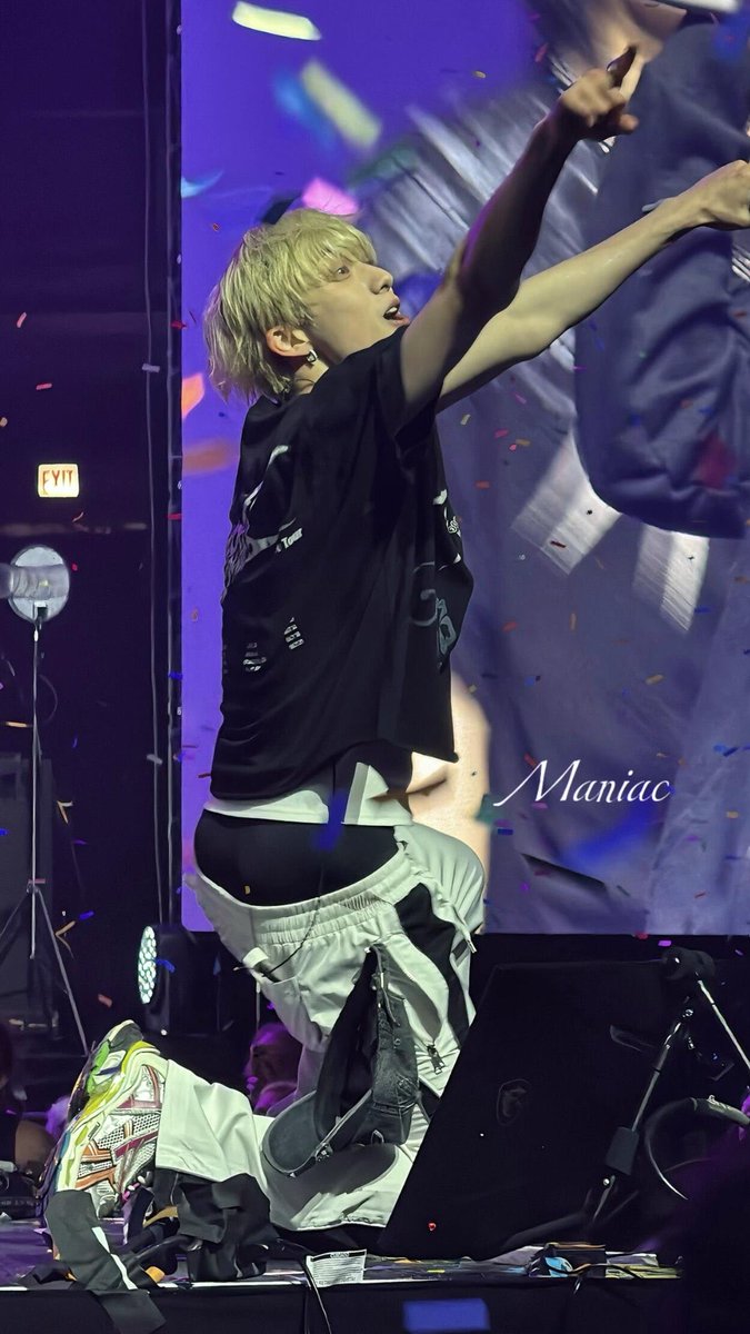 이게요즘유행한다는 새깅인가요?
ㄴ그냥벗겨진겁니다