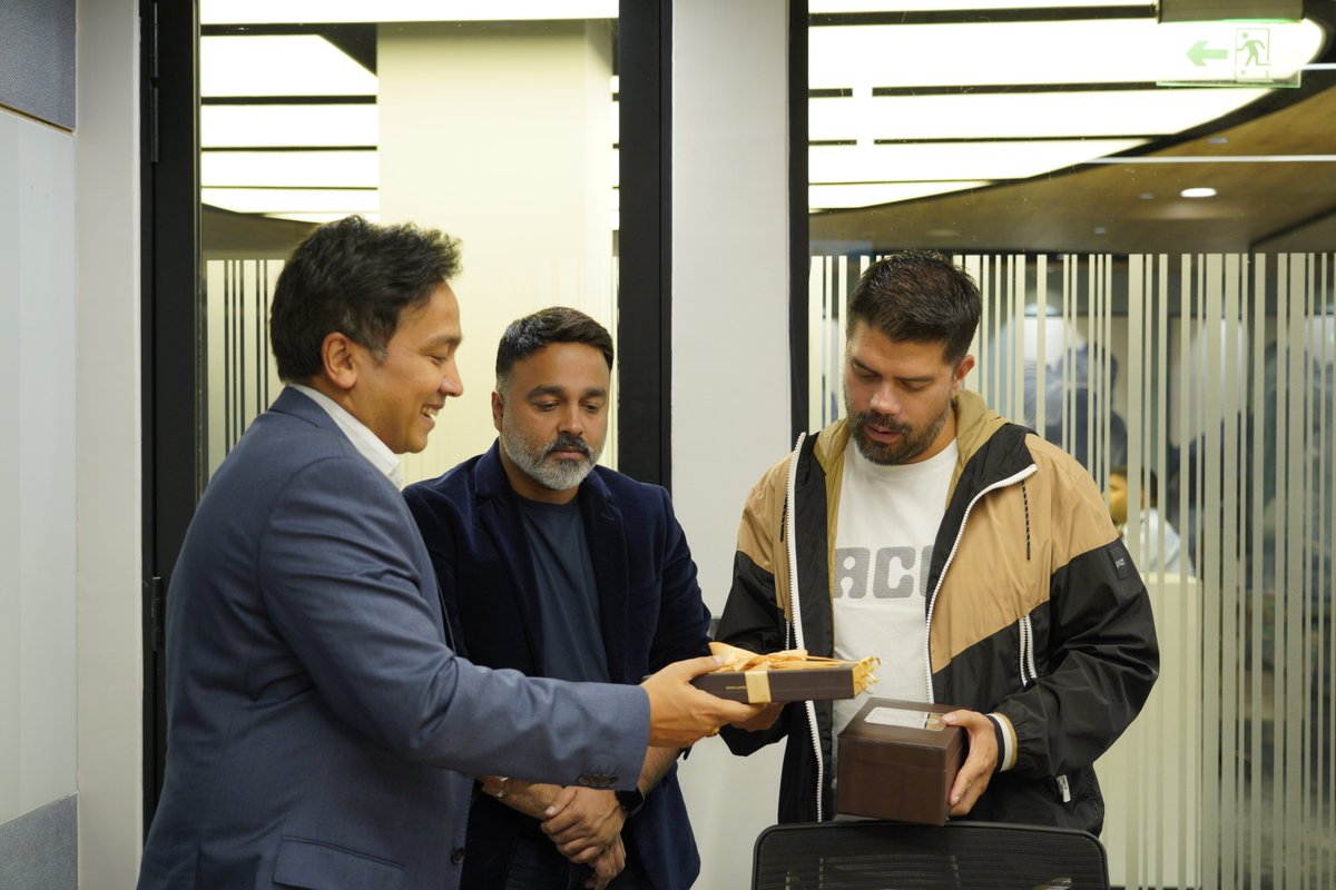 _CNInfotech's tweet image. 𝐒𝐭𝐫𝐞𝐧𝐠𝐭𝐡𝐞𝐧𝐢𝐧𝐠 #𝐏𝐚𝐫𝐭𝐧𝐞𝐫𝐬𝐡𝐢𝐩𝐬, 𝐒𝐜𝐚𝐥𝐢𝐧𝐠 #𝐈𝐧𝐧𝐨𝐯𝐚𝐭𝐢𝐨𝐧 - 𝐓𝐨𝐠𝐞𝐭𝐡𝐞𝐫🤝

We were delighted to host senior technology leaders from one of the world’s largest multinational entertainment brands at our Gurgaon office.  

#ClientVisit