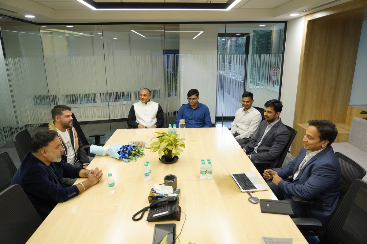 _CNInfotech's tweet image. 𝐒𝐭𝐫𝐞𝐧𝐠𝐭𝐡𝐞𝐧𝐢𝐧𝐠 #𝐏𝐚𝐫𝐭𝐧𝐞𝐫𝐬𝐡𝐢𝐩𝐬, 𝐒𝐜𝐚𝐥𝐢𝐧𝐠 #𝐈𝐧𝐧𝐨𝐯𝐚𝐭𝐢𝐨𝐧 - 𝐓𝐨𝐠𝐞𝐭𝐡𝐞𝐫🤝

We were delighted to host senior technology leaders from one of the world’s largest multinational entertainment brands at our Gurgaon office.  

#ClientVisit