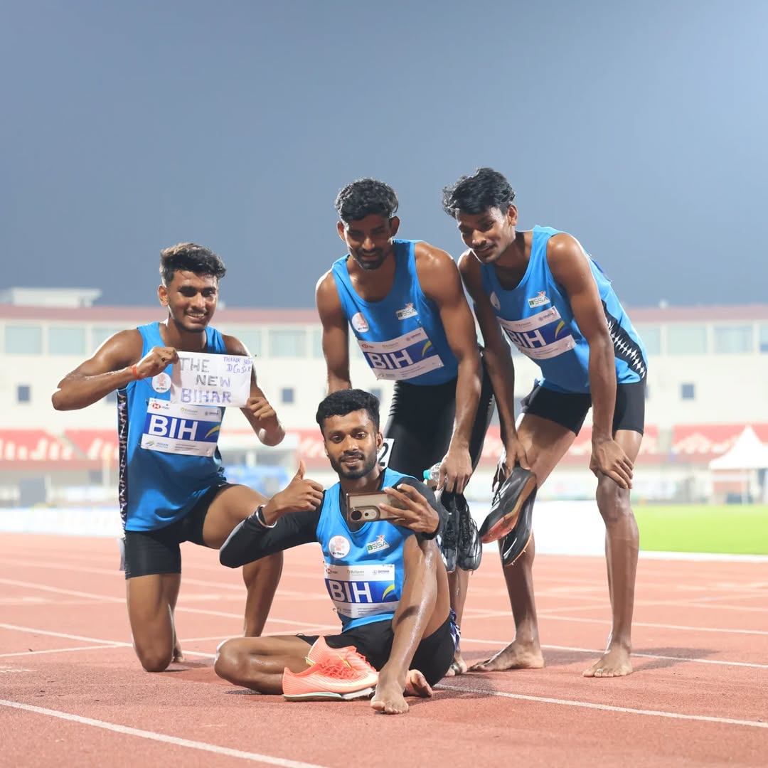 BIHAR WINS BRONZE IN 4X100M RELAY!!!🥉

Team Bihar won the Bronze medal in 4X100m relay final at the 40th Junior National Athletics Championship 2025.