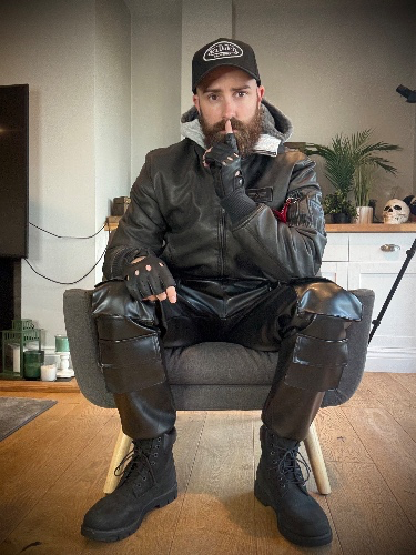 I just received Take away from Put@ via Throne. Thank you! throne.com/masterdomuk #Wishlist #Throne