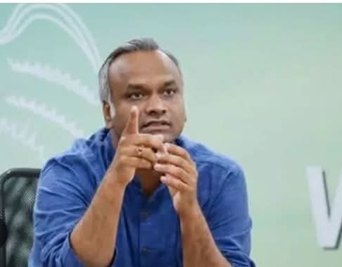 SDPI_KarPresi's tweet photo. ಕರ್ನಾಟಕ ರಾಜ್ಯ ಸರ್ಕಾರದ ಒಬ್ಬ ಮಂತ್ರಿಗೇ
 ಆರ್ ಎಸ್ ಎಸ್ ಕಾರ್ಯಕರ್ತರಿಂದ ಈ ರೀತಿಯ ಬೆದರಿಕೆ ಕರೆಗಳು ಬರುತ್ತಿದ್ದರೆ ಜನಸಾಮಾನ್ಯರ ಪಾಡೇನು? @RSSorg ಒಂದು ಭಯೋತ್ಪಾದಕ ಸಂಘಟನೆ ಎಂಬುದಕ್ಕೆ ಇದಕ್ಕಿಂತ ಬೇರೆ ಉದಾಹರಣೆ ಬೇಕಿಲ್ಲ. ರಾಜ್ಯದಲ್ಲಿ ಗೃಹ ಇಲಾಖೆ ಅಂತ ಒಂದು ಇಲಾಖೆ ಇದ್ದರೆ ಈ ಬಗ್ಗೆ ಗಂಭೀರವಾಗಿ ಕಾನೂನು ಕ್ರಮ ಕೈಗೊಳ್ಳಿ.
#WeStandWithPriyankKharge 
@PriyankKharge 
@CMofKarnataka 
@DKShivakumar 
@DgpKarnataka