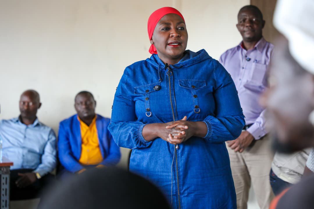 Lumpemediaug's tweet photo. Yesterday, Dembe Trading Enterprises Ltd received SPA @ChiefMuzzukulu, who urges employees to leverage presidential empowerment programs.
#OncAtWork
#ProtectingTheGains https://t.co/ssq2CtCKX8