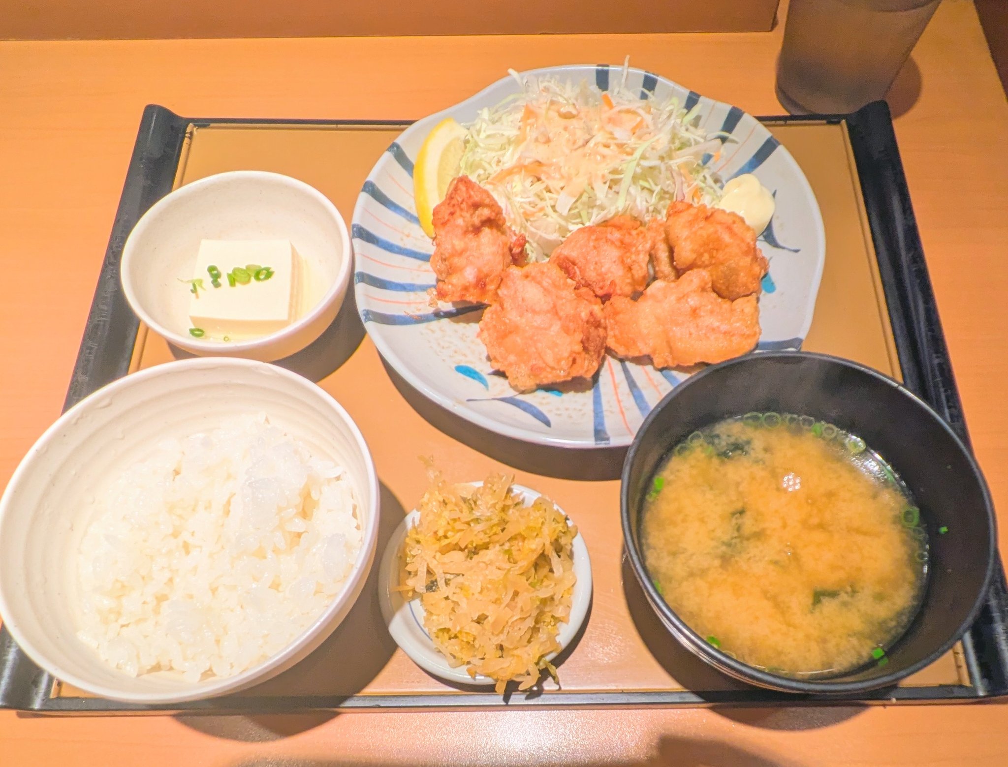 りょう (@RYKZIWVAoE40113) / X