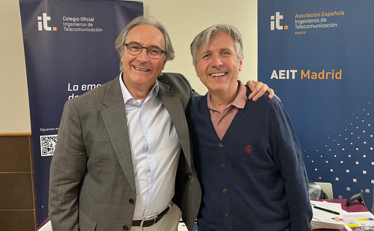 El 2 de octubre participamos en la Jornada de Carrera Profesional de la URJC junto al <a href="/COIT_AEIT/">COIT_AEIT</a>. José Andrés Berzal y Adrián Nogales informaron sobre telecomunicaciones, el MUIT y oportunidades profesionales, resolviendo dudas y orientando a futuros ingenieros. 🚀