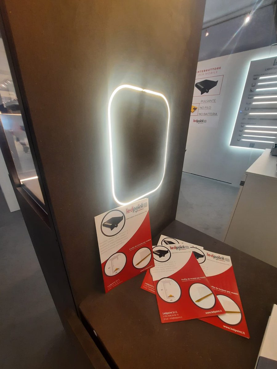 ledpointsrl tweet picture