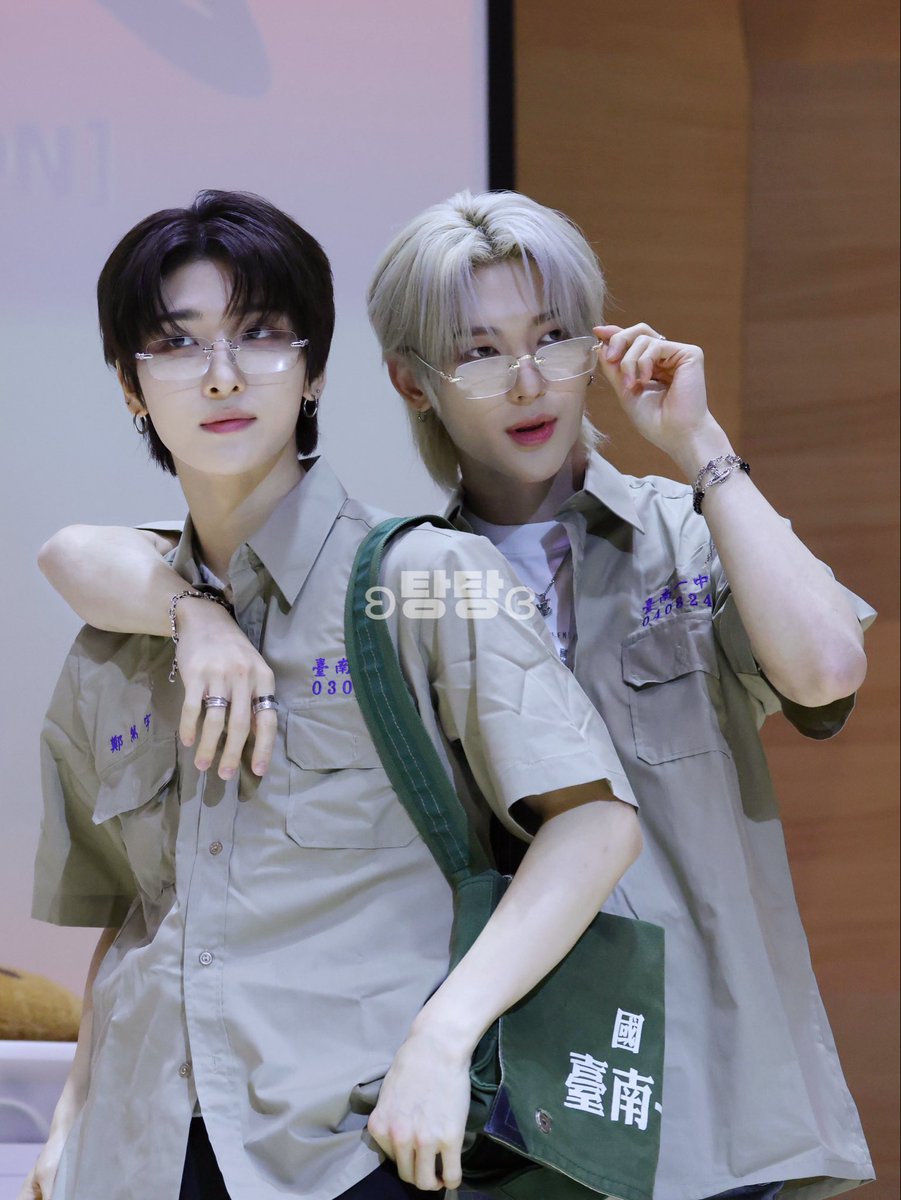 251011
<a href="/CUBE_NOWZ/">NOWZ·나우즈</a> 
#나우즈 #NOWZ
#연우 #YEONWOO
#시윤 #SIYUN