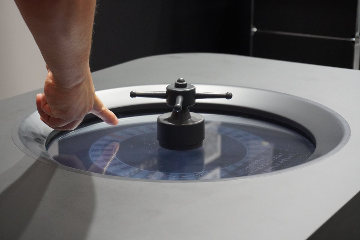 hitachi_it's tweet image. ＼CEATEC2025 日立の展示紹介／
人とAIが協働する時代に向けて、日立のデザインによるイノベーションを体感！現場観察に基づく人間中心設計の取り組みや、製造・鉄道分野でのAI活用例を紹介🏭🚃さらに、量子コンピュータの考え方をデザインで体感できる特別コーナーもあります🤖✨
#CEATEC2025