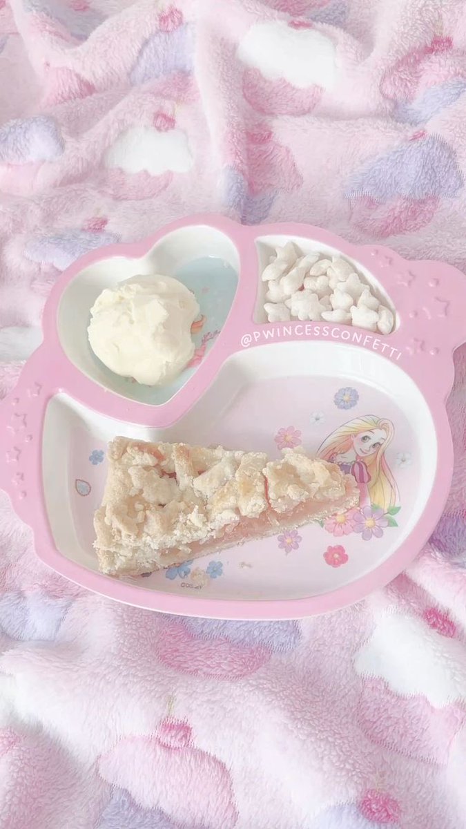 I need these plates so so bad &gt;__&lt; !