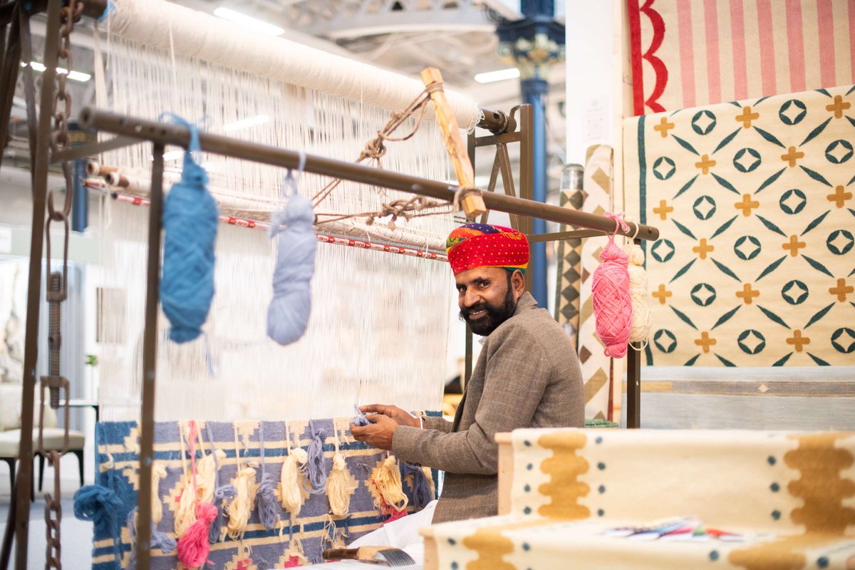 Decorex_Intl's tweet image. 🎉 We&apos;re getting ready to open for the final day of #Decorex2025!

🎟 Doors open at 10 AM, the lights are glowing - join us for one final flourish.

#Decorex2025 #DesignTalks #MakingSpaces #VIPLounge #LuxuryInteriors #DesignCommunity #InteriorDesign