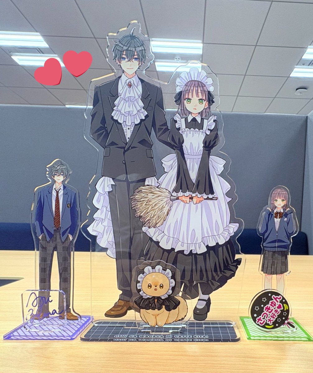 shindy_polaris's tweet image. A4アクリルスタンドは【期間限定受注生産】🌹
通常のアクリルスタンドと比べるとこんな感じです💚💜 
キュートでインパクトたっぷりのアクスタをぜひゲットしてくださいね✌️